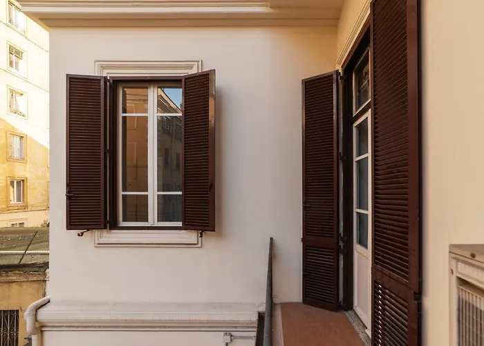 Guesthost - Residence Borgognoni Apartments